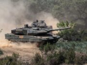 Indra negocia amb Rheinmetall, Leonardo i Hanwha per fabricar obusos