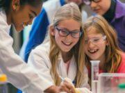 Les dones en ciència reclamen més visibilitat i suport des de l’escola