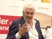 Fernando Romay i la Cambra de Comerç de Gijón donen suport als aturats +45