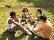Estiu entre adolescents: activitats d’oci gratuïtes per als joves