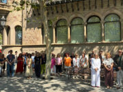 Barcelona guarda un minut de silenci en solidaritat amb les víctimes de feminicidi